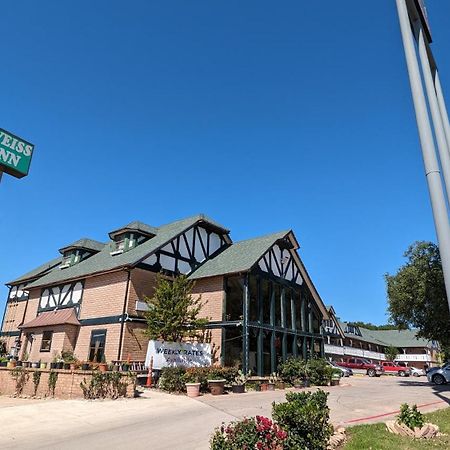 Edelweiss Inn ニューブラウンフェルズ エクステリア 写真