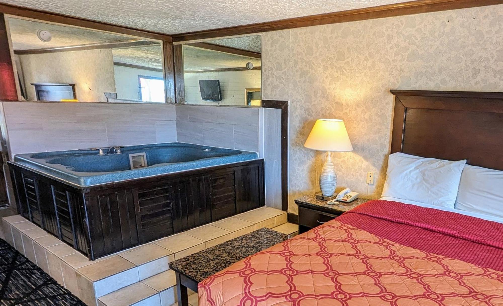 Edelweiss Inn ニューブラウンフェルズ エクステリア 写真