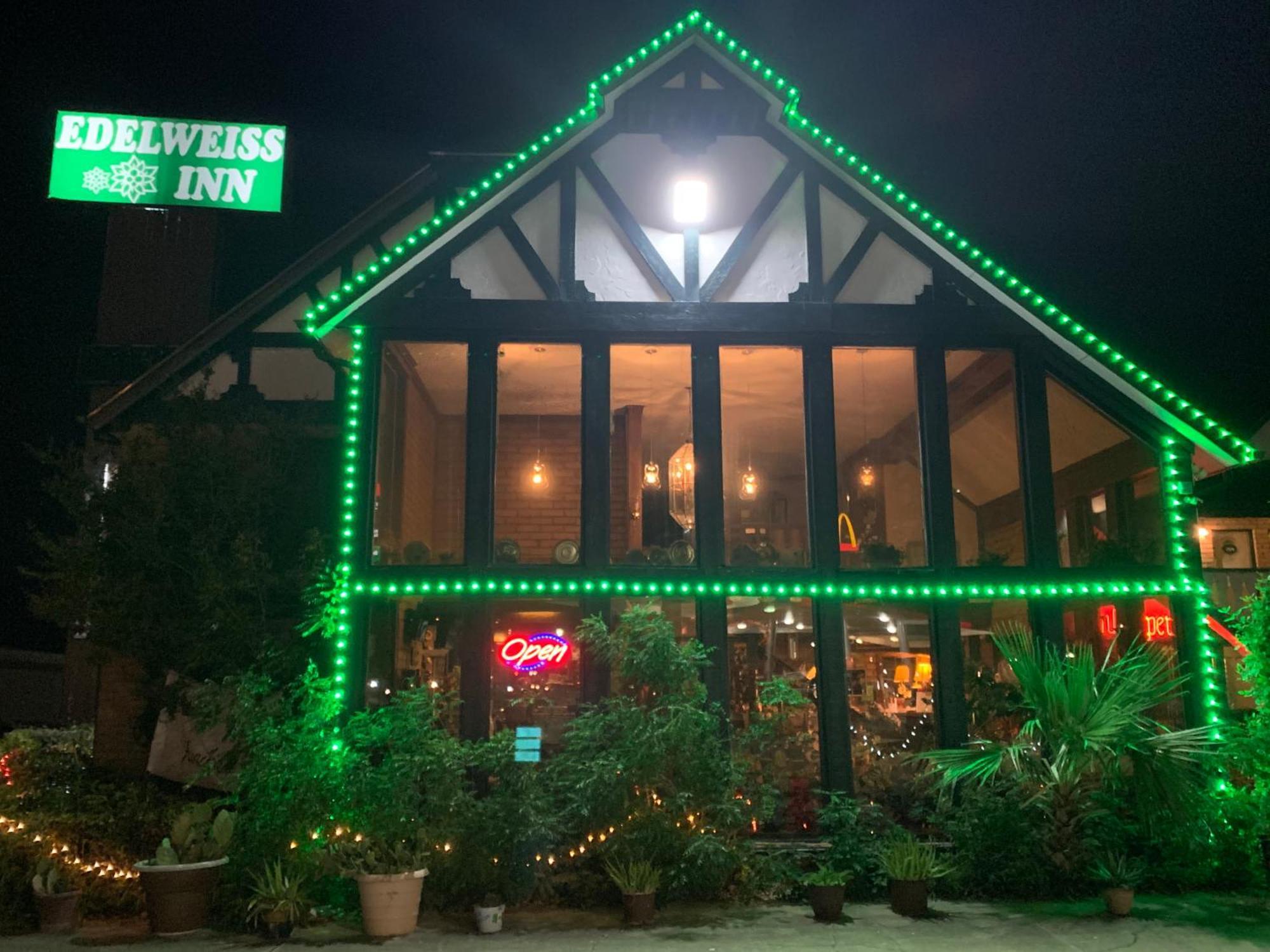 Edelweiss Inn ニューブラウンフェルズ エクステリア 写真