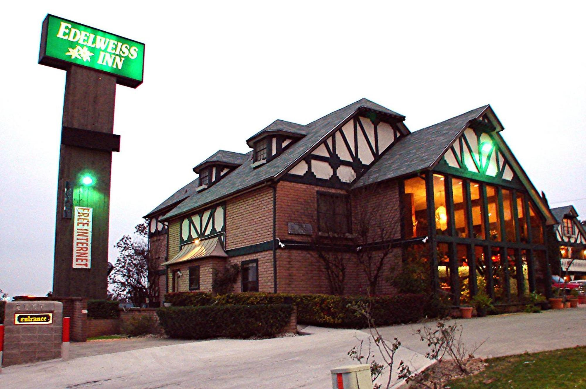 Edelweiss Inn ニューブラウンフェルズ エクステリア 写真